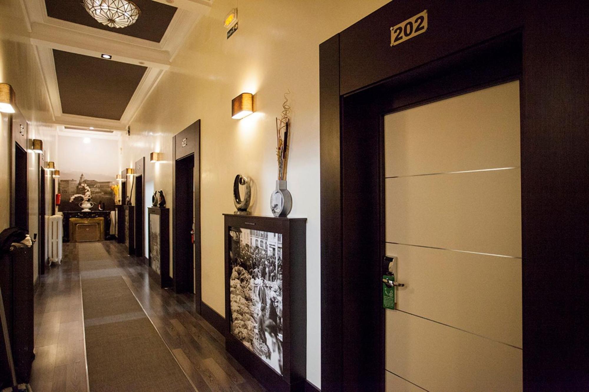 Alhambra Suites Madrid Eksteriør billede