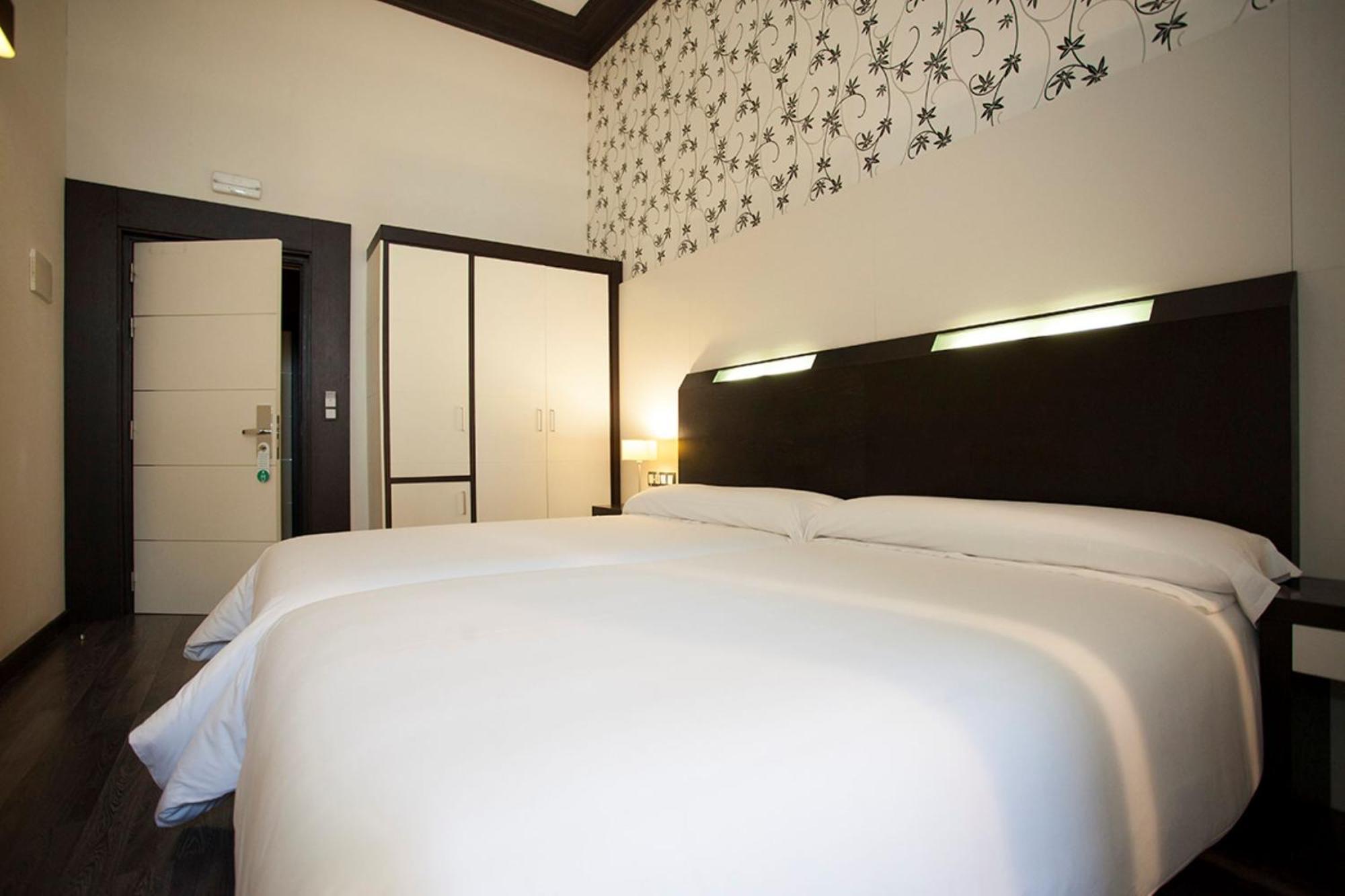 Alhambra Suites Madrid Eksteriør billede